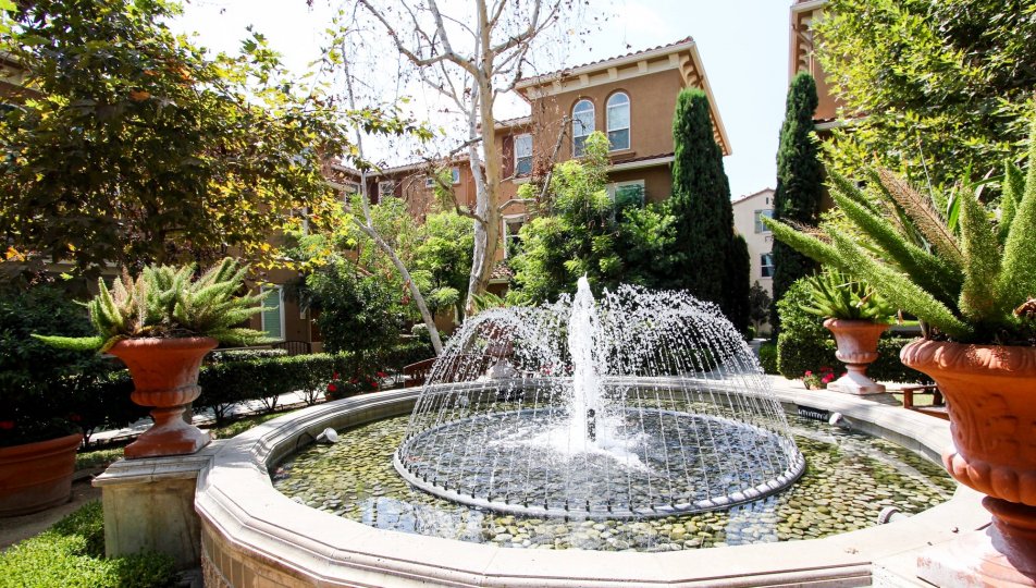 Artisan Square Condos, Lofts & Townhomes For Sale Artisan Square Real