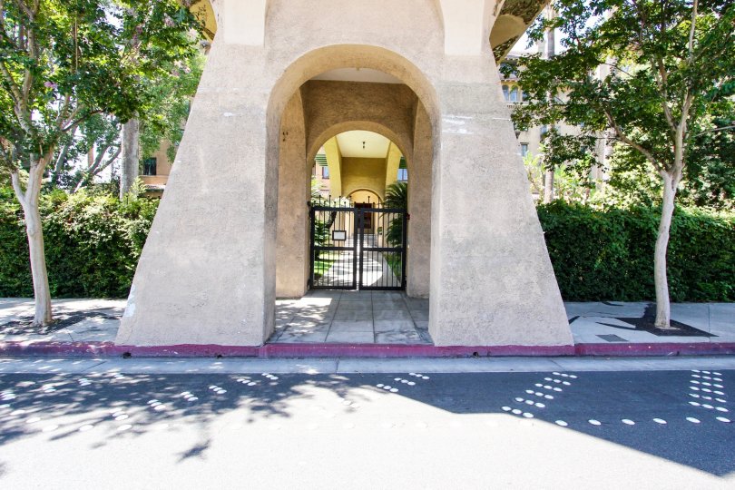 Castle Green Condos, Lofts & Townhomes For Sale Castle Green Real