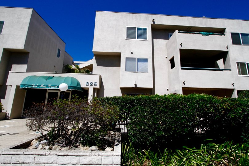 Del Mar Court Condos, Lofts & Townhomes For Sale Del Mar Court Real