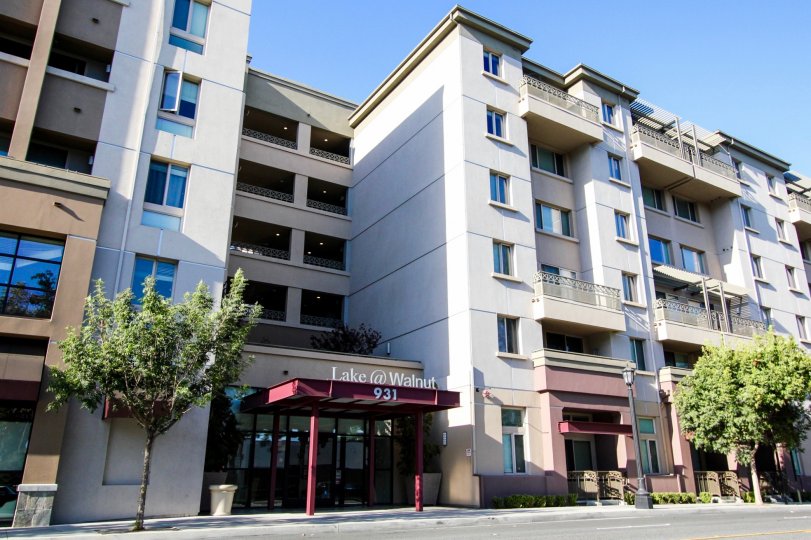 Lake at Walnut Condos, Lofts & Townhomes For Sale Lake at Walnut Real Estate Lake at Walnut