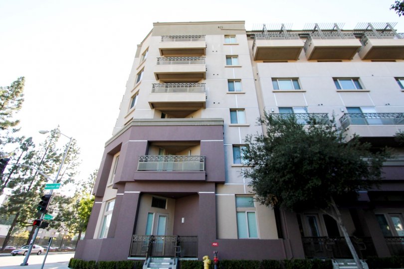 Lake at Walnut Condos, Lofts & Townhomes For Sale Lake at Walnut Real