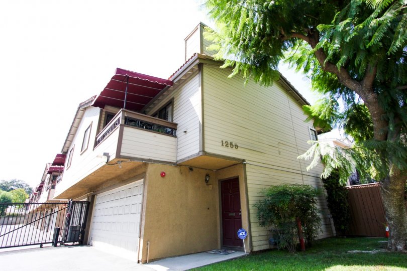 Los Robles Townhomes Condos, Lofts & Townhomes For Sale Los Robles