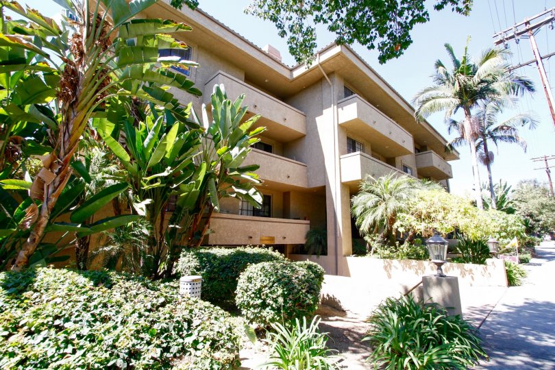 Oak Knoll Terrace Condos, Lofts & Townhomes For Sale Oak Knoll