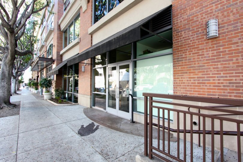 Prado on Lake Avenue Condos, Lofts & Townhomes For Sale Prado on Lake Avenue Real Estate