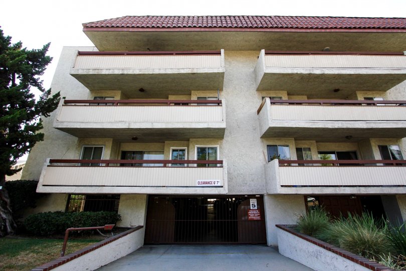 Sierra Madre Manor Condos, Lofts & Townhomes For Sale Sierra Madre