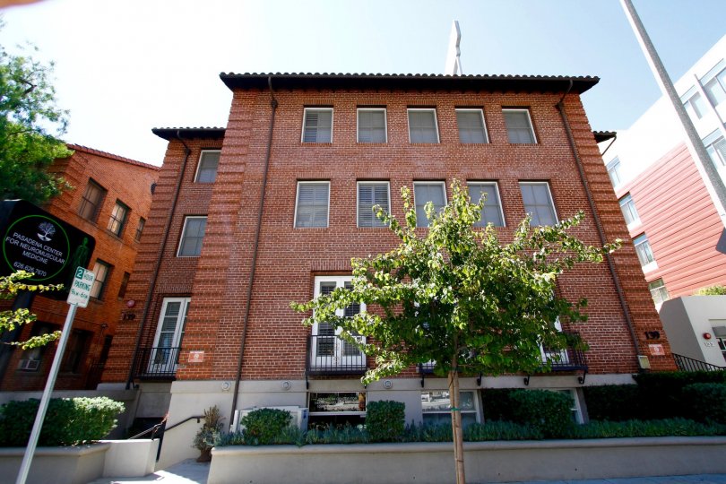 The Livingstone Condos, Lofts & Townhomes For Sale The Livingstone