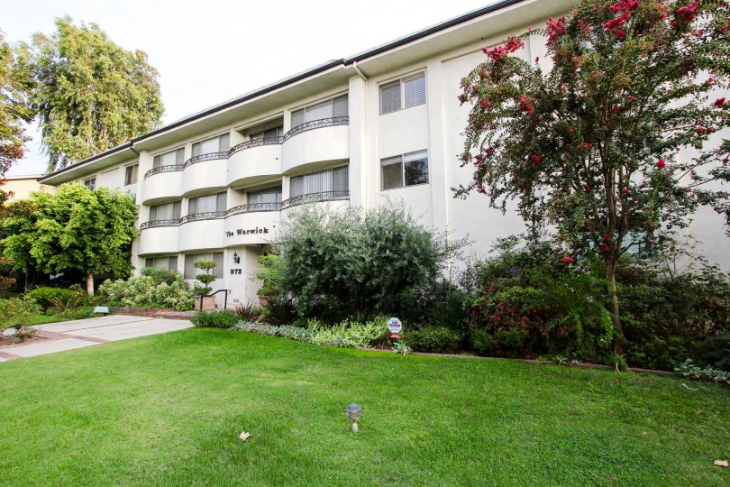 The Warwick Condos, Lofts & Townhomes For Sale The Warwick Real