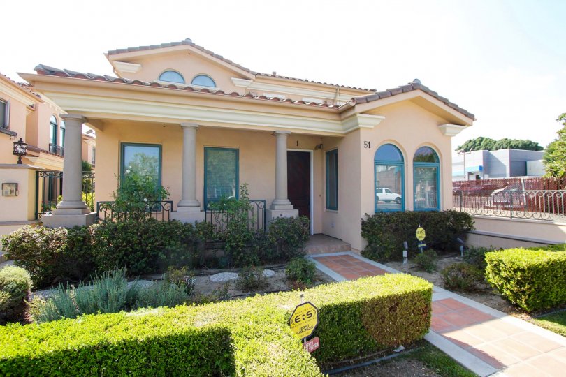 Villa Verona Condos, Lofts & Townhomes For Sale Villa Verona Real