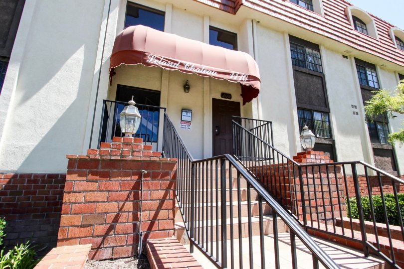 Leland Chateau Condos, Lofts & Townhomes For Sale Leland Chateau Real