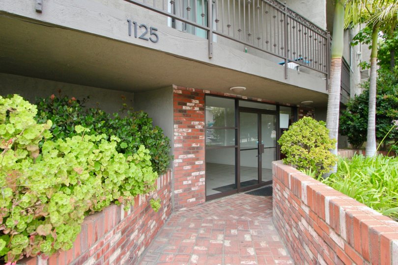 1125 Pico Condos, Lofts & Townhomes For Sale 1125 Pico Real Estate