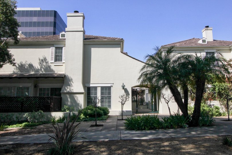 1144 Yale St Condos, Lofts & Townhomes For Sale 1144 Yale St Real