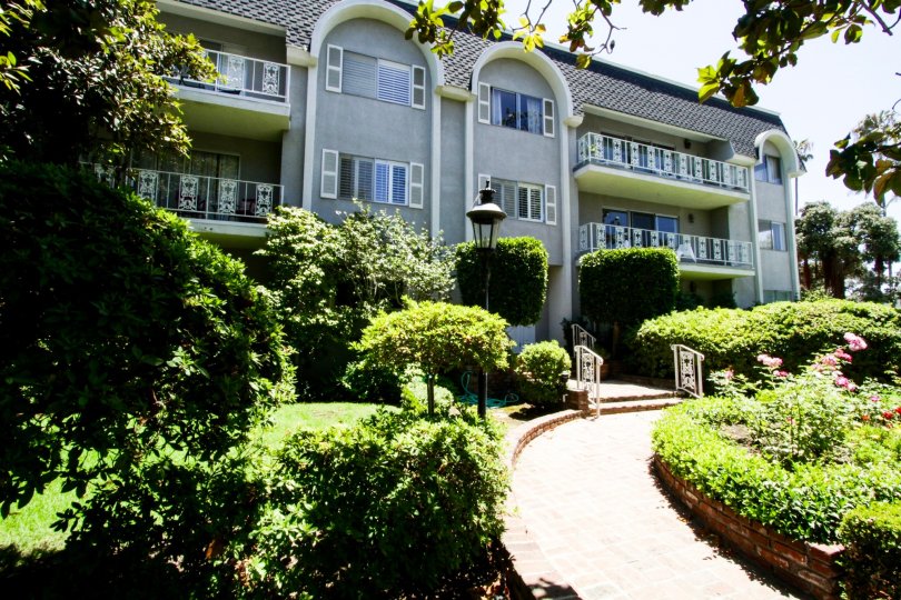 404 San Vicente Condos, Lofts & Townhomes For Sale 404 San Vicente Real Estate 404 San