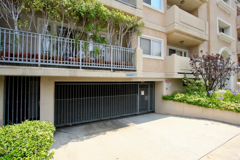 El Patio Condos, Lofts & Townhomes For Sale | El Patio Real Estate | El