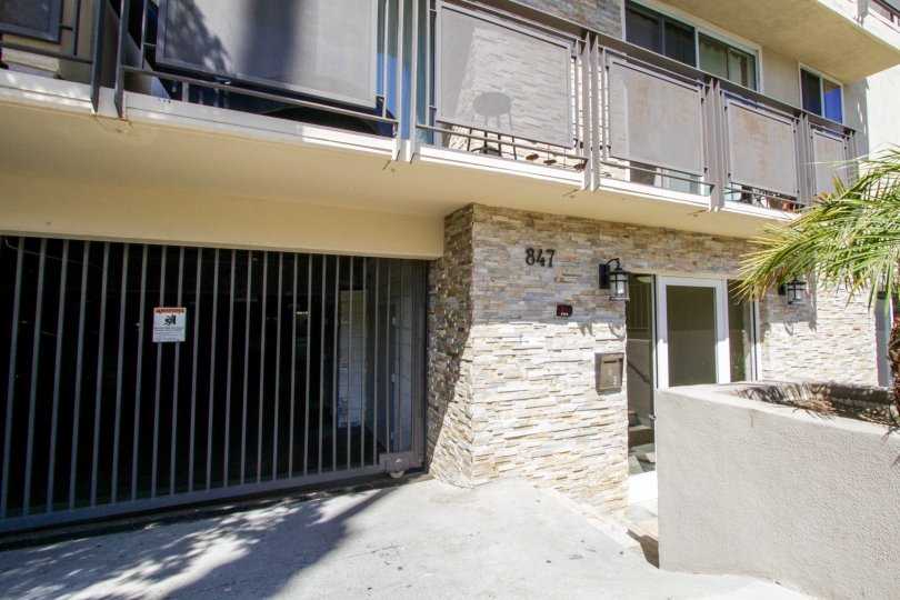 Lark Villas Condos, Lofts & Townhomes For Sale Lark Villas Real