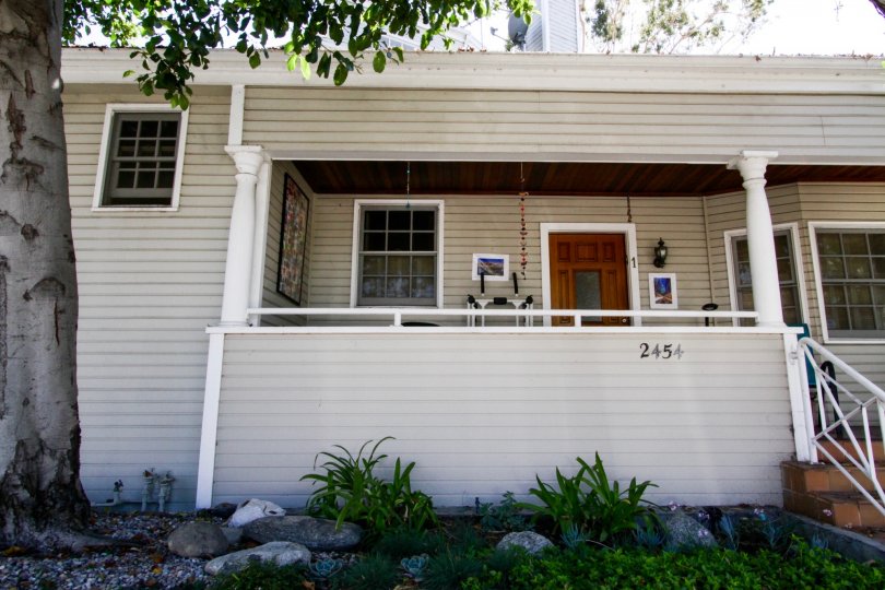 Villa de Luz Condos, Lofts & Townhomes For Sale Villa de Luz Real