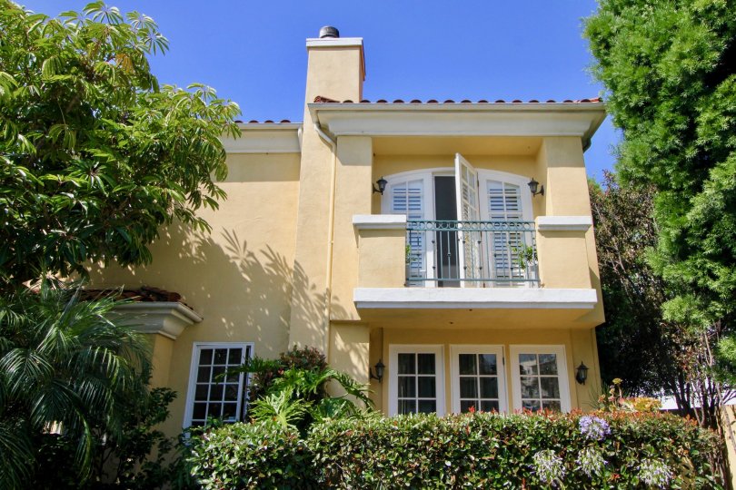 Yale Street Townhomes Condos, Lofts & Townhomes For Sale Yale Street Townhomes Real Estate