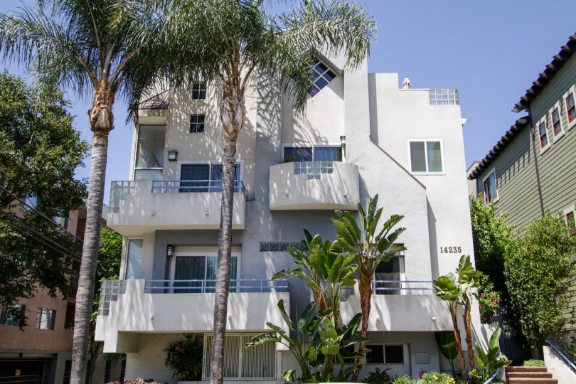 14235 Dickens St Condos, Lofts & Townhomes For Sale 14235 Dickens St