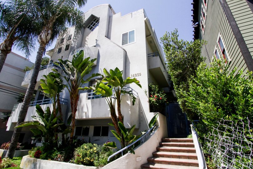 14235 Dickens St Condos, Lofts & Townhomes For Sale 14235 Dickens St