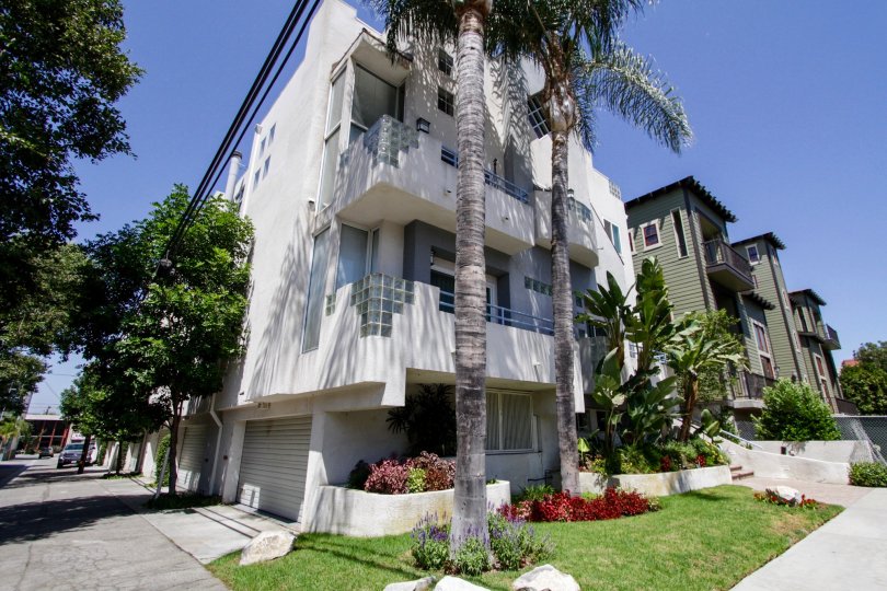 14235 Dickens St Condos, Lofts & Townhomes For Sale 14235 Dickens St