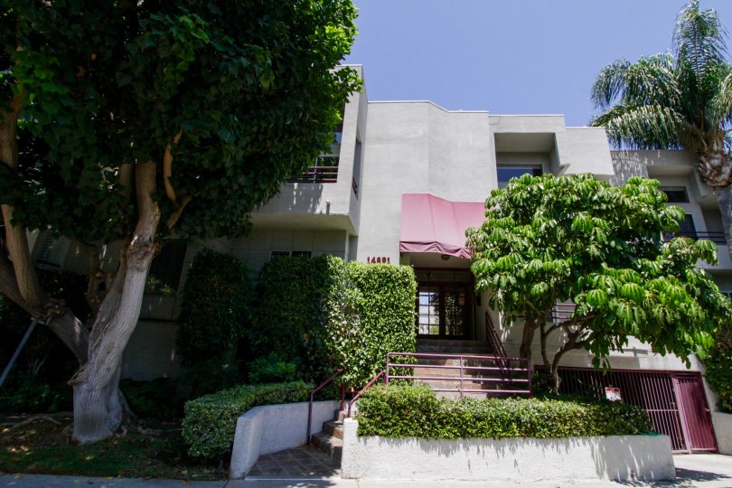 14631 Dickens St Condos, Lofts & Townhomes For Sale 14631 Dickens St