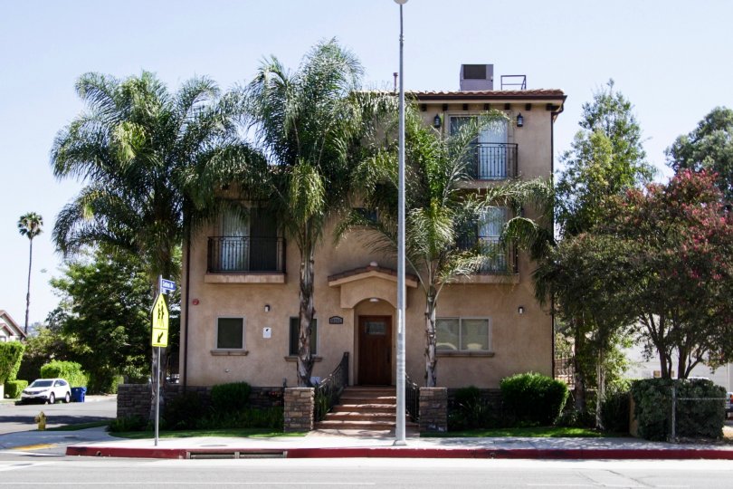 post office magnolia blvd sherman oaks
