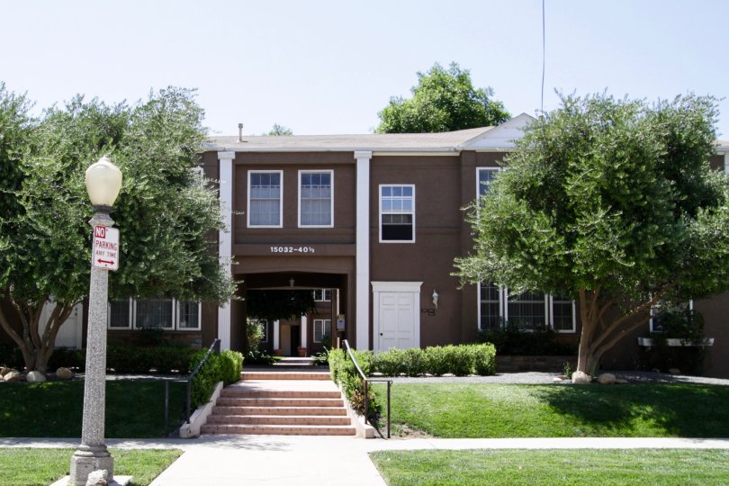 15032 Dickens St Condos, Lofts & Townhomes For Sale 15032 Dickens St