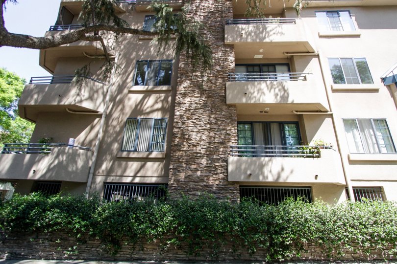 4230 Stansbury Ave Condos, Lofts & Townhomes For Sale 4230 Stansbury