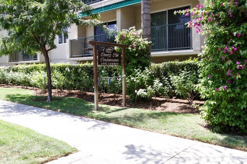 Country Club Condominiums Condos, Lofts & Townhomes For Sale Country