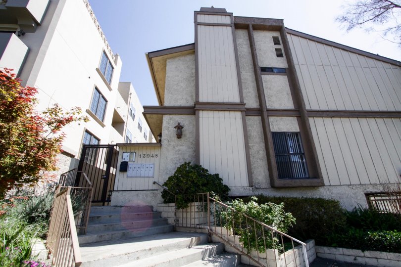 Moorpark Manor Condos, Lofts & Townhomes For Sale Moorpark Manor Real