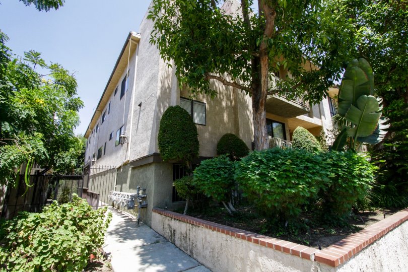 Riverside Villa Condos, Lofts & Townhomes For Sale Riverside Villa