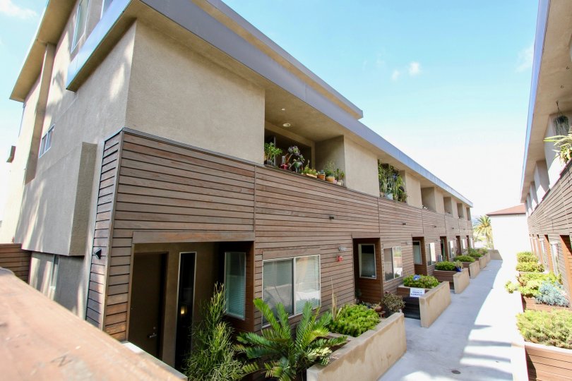 Monroe Heights Condos, Lofts & Townhomes For Sale Monroe Heights Real