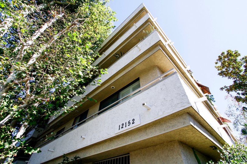 12152 Moorpark St Condos, Lofts & Townhomes For Sale 12152 Moorpark