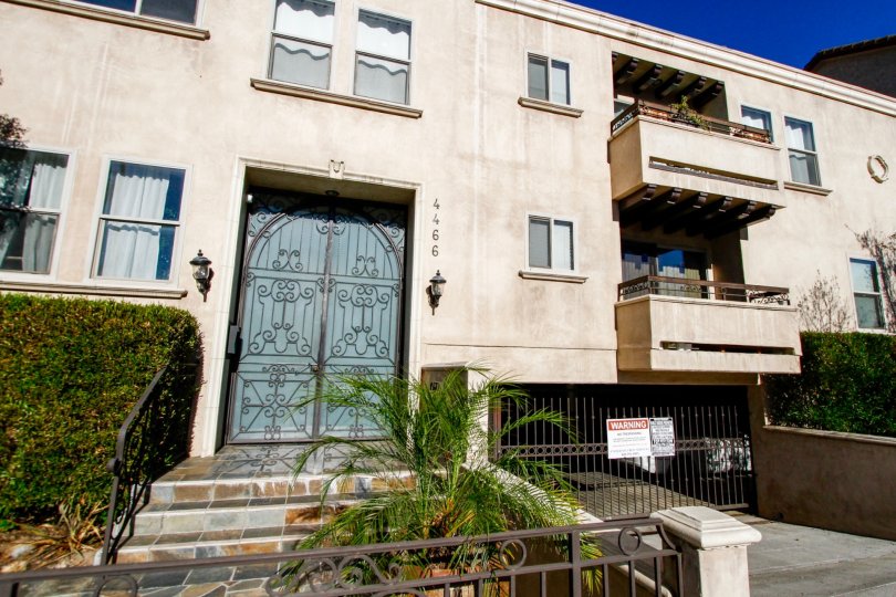 4466 Coldwater Canyon Ave Condos, Lofts & Townhomes For Sale 4466