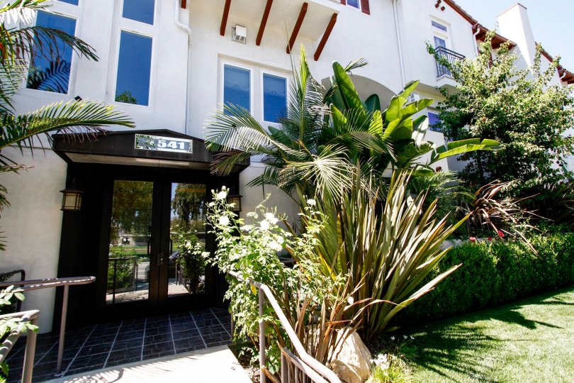 Colfax Villas Condos, Lofts & Townhomes For Sale Colfax Villas Real