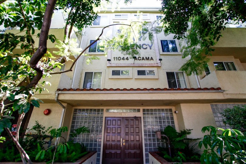 Studio City Regency Condos, Lofts & Townhomes For Sale Studio City