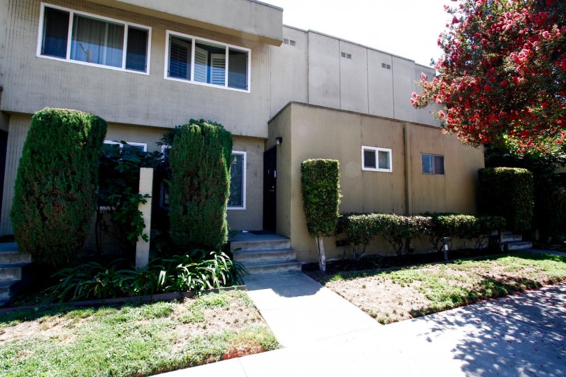 Studio City Villas Condos, Lofts & Townhomes For Sale Studio City