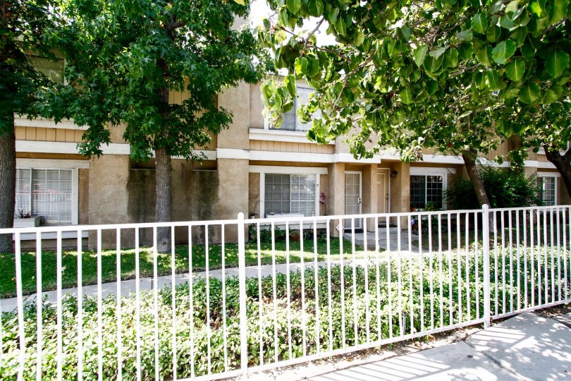 Foothill Townhomes Condos, Lofts & Townhomes For Sale Foothill Townhomes Real Estate