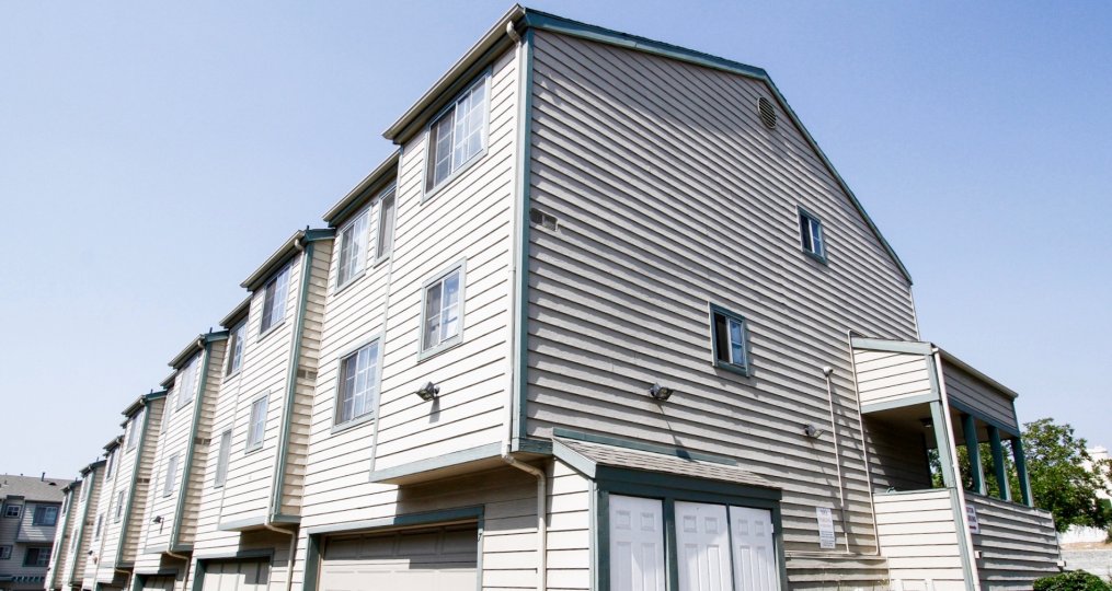 North Hills Crest Condos, Lofts & Townhomes For Sale North Hills