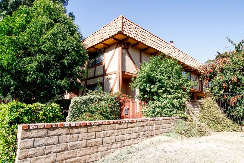 5830 Etiwanda Ave Condos, Lofts & Townhomes For Sale 5830 Etiwanda