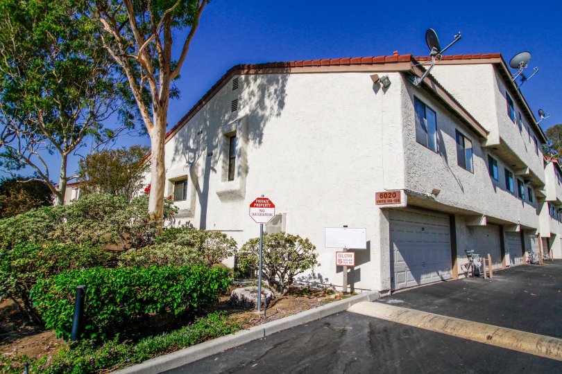 Encino Village Condos, Lofts & Townhomes For Sale Encino Village Real