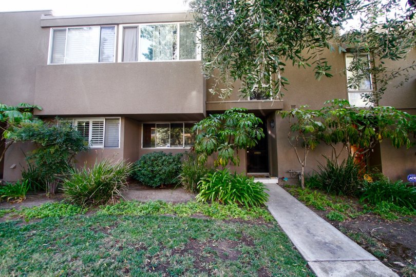 Lindley Gardens Condos, Lofts & Townhomes For Sale Lindley Gardens