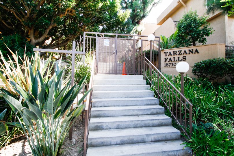 Tarzana Falls Condos, Lofts & Townhomes For Sale Tarzana Falls Real
