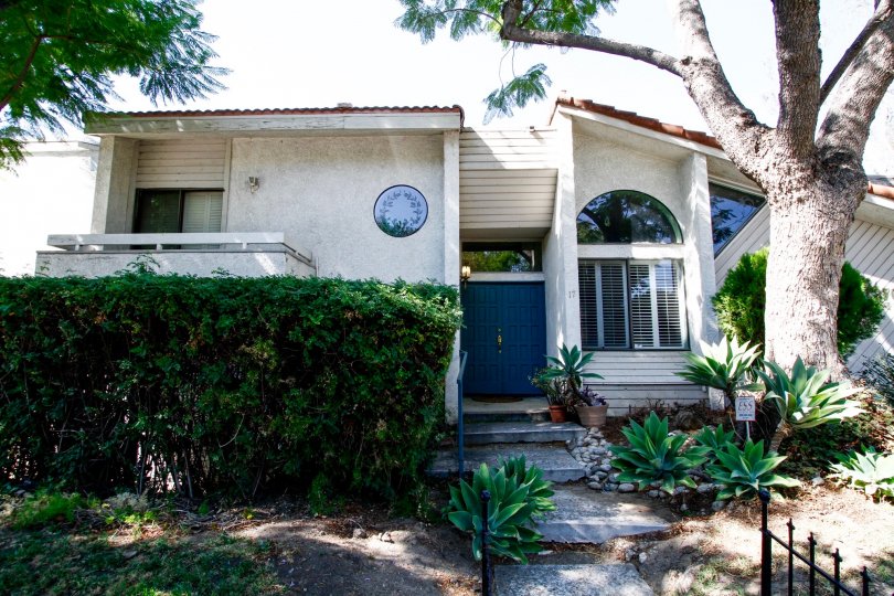 Tarzana Strawberry Villas Condos, Lofts & Townhomes For Sale Tarzana