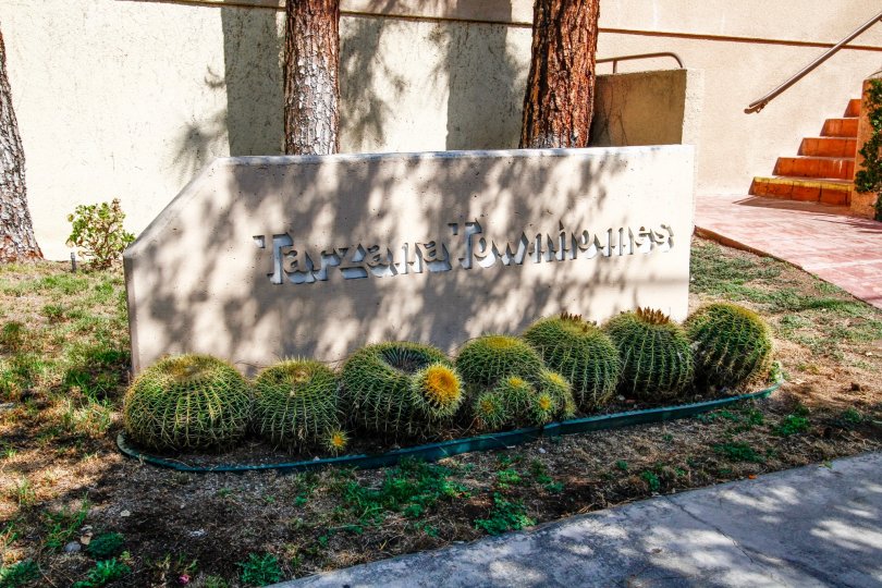 Tarzana Townhomes Condos, Lofts & Townhomes For Sale Tarzana