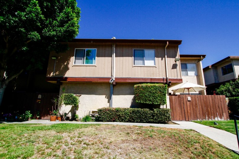 Walnut Gardens II Condos, Lofts & Townhomes For Sale Walnut Gardens