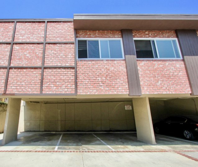 1722 Brockton Condos, Lofts & Townhomes For Sale 1722 Brockton Real