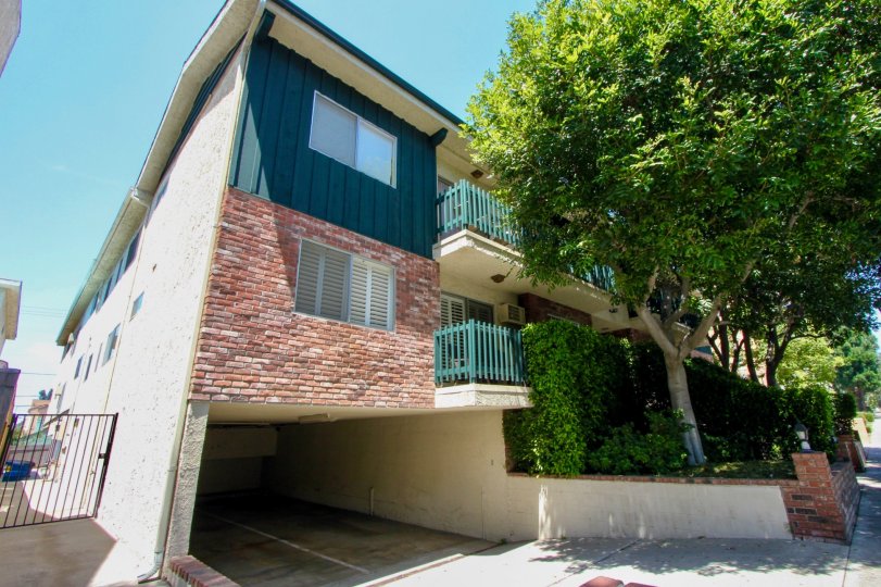 1831 Barry Condos, Lofts & Townhomes For Sale 1831 Barry Real Estate