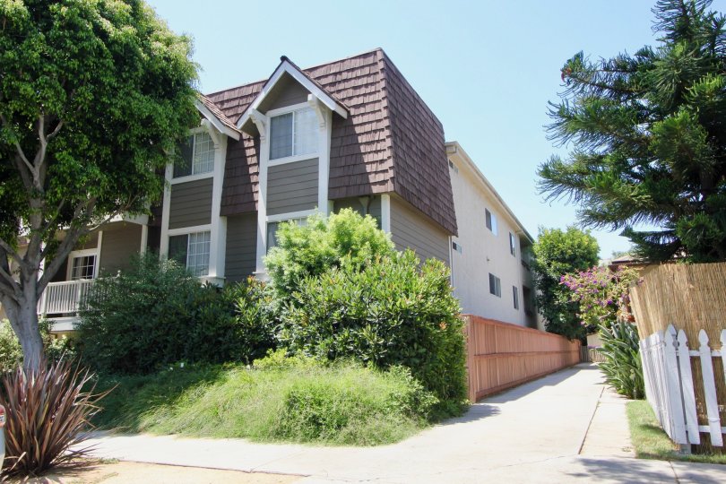 Barry Avenue Vistas Condos, Lofts & Townhomes For Sale Barry Avenue