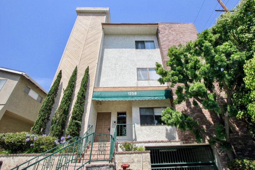 Brockton Chateau Condos, Lofts & Townhomes For Sale Brockton Chateau