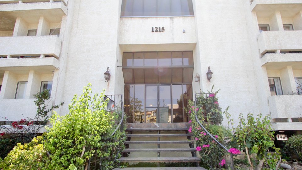 Brockton Plaza Condos, Lofts & Townhomes For Sale Brockton Plaza Real